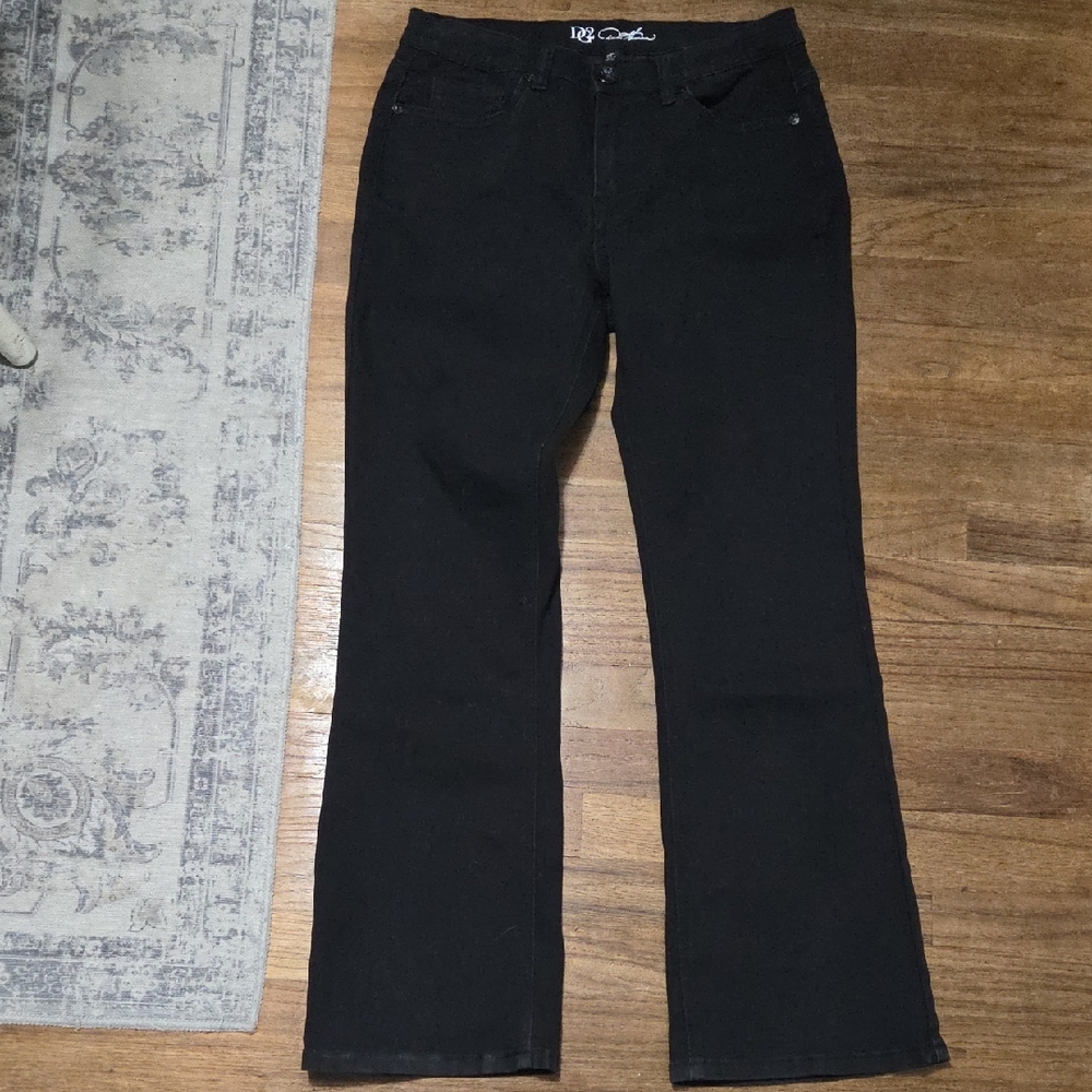 🔴2/$15 DG2 Soft And Stretchy Bootcut Jeans